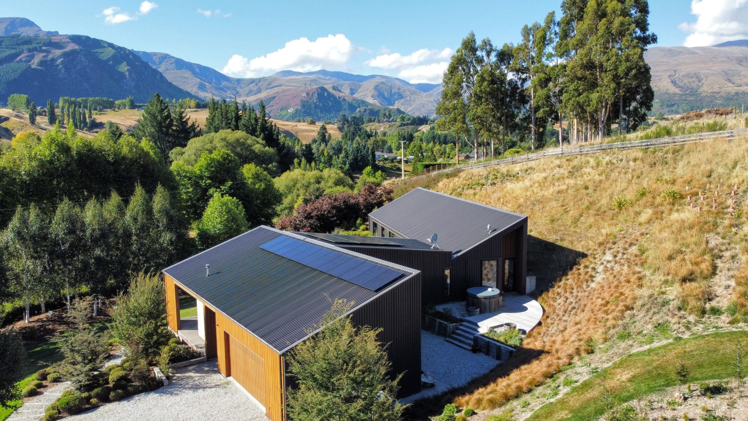 are-solar-panels-worth-installing-in-new-zealand-queenstown-solar